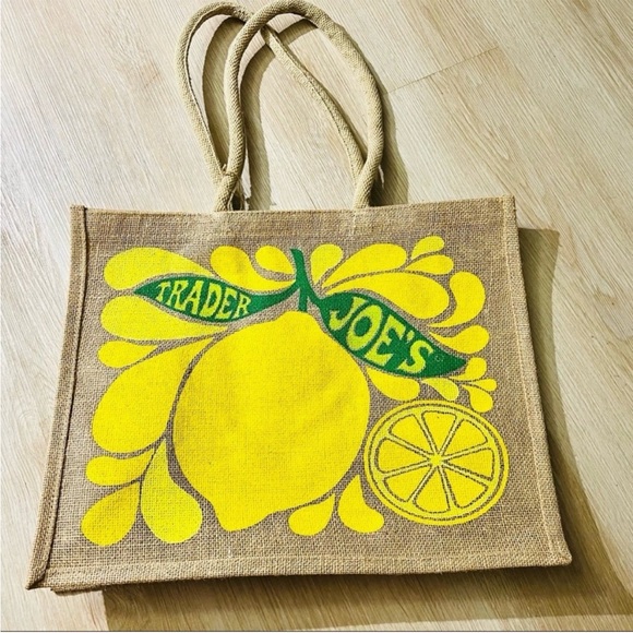 4 X Trader Joe’s Bags, 2 Lemon and Lime Jute bag, 2 Blue Large Tote Bag - Picture 5 of 6